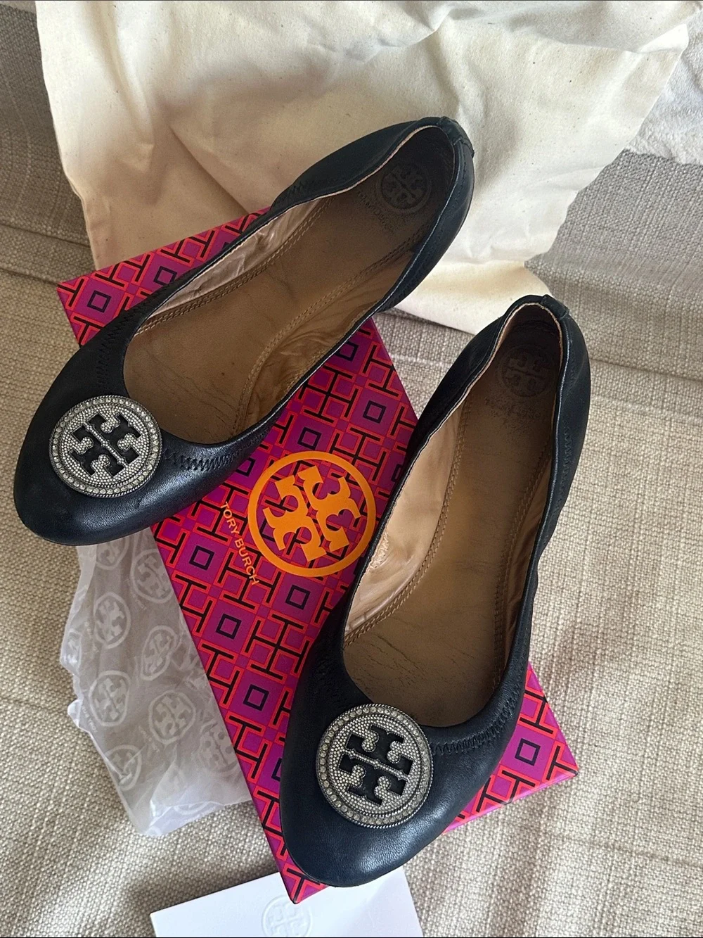 Tory Burch Black Leather Logo-Embellished Ballet Flats
